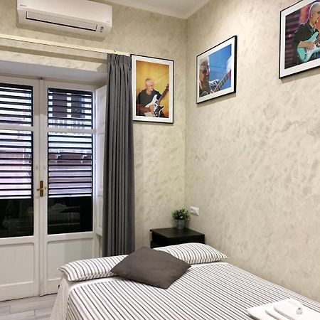 Bed No Breakfast Ak Otel Napoli Dış mekan fotoğraf