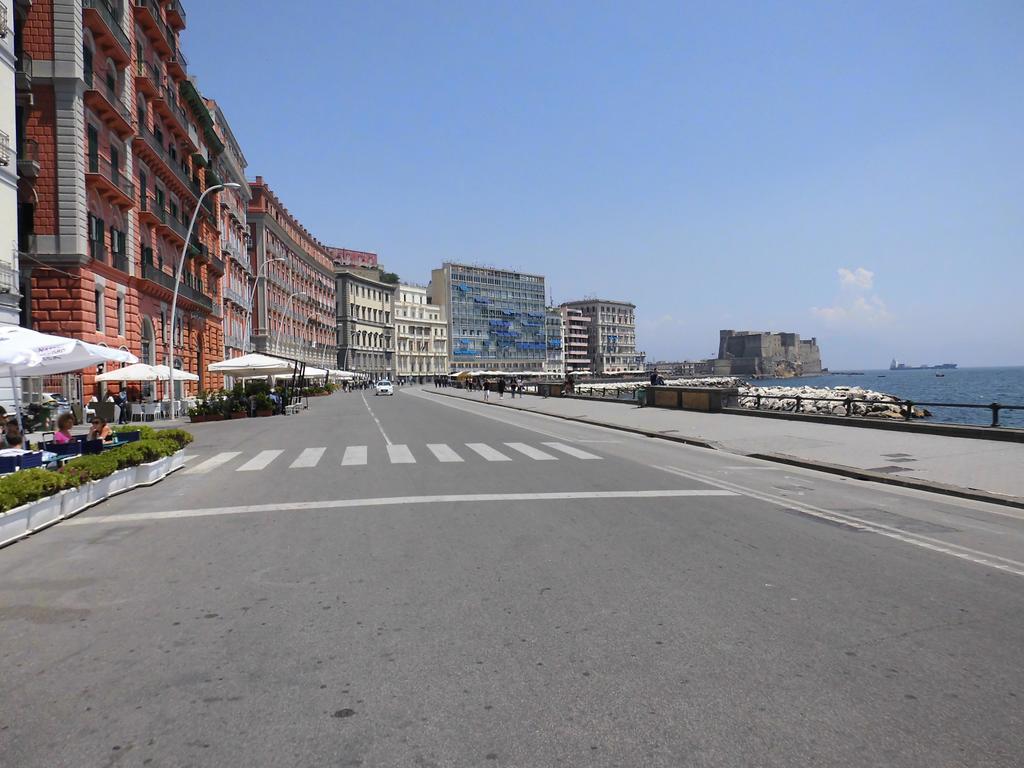 Bed No Breakfast Ak Otel Napoli Dış mekan fotoğraf
