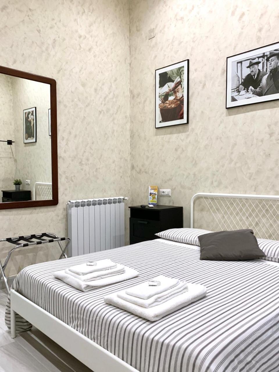 Bed No Breakfast Ak Otel Napoli Dış mekan fotoğraf