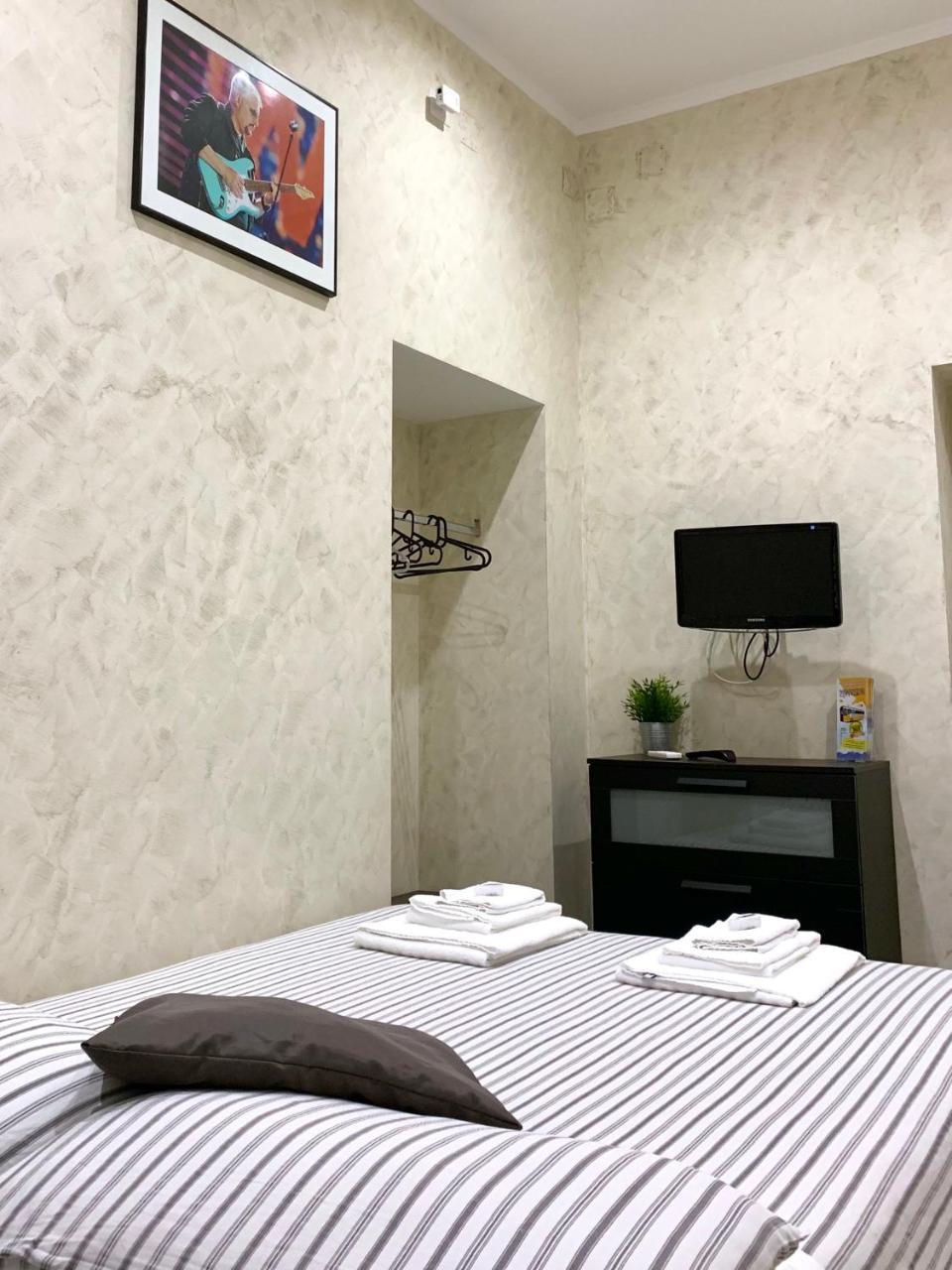 Bed No Breakfast Ak Otel Napoli Dış mekan fotoğraf