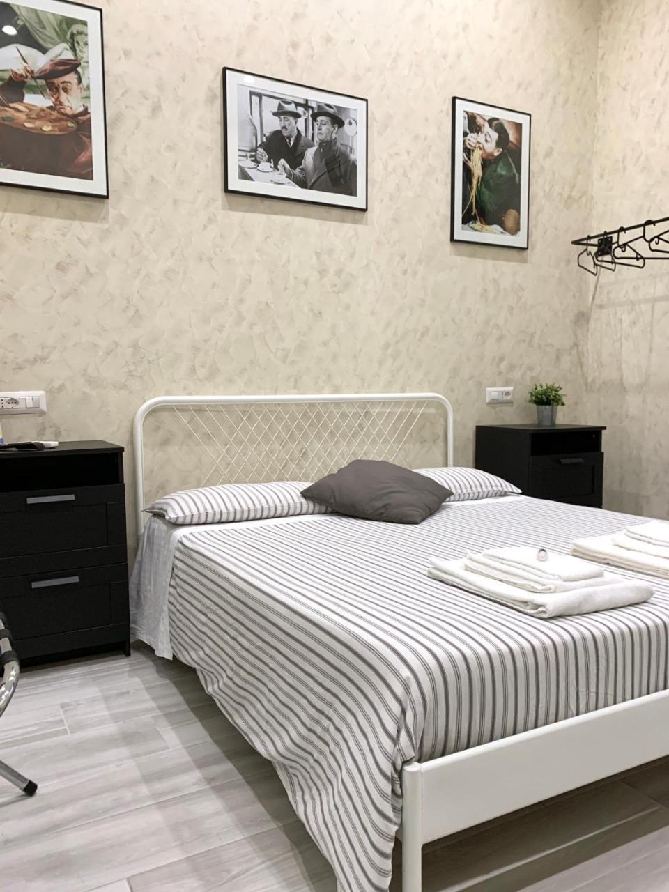 Bed No Breakfast Ak Otel Napoli Dış mekan fotoğraf