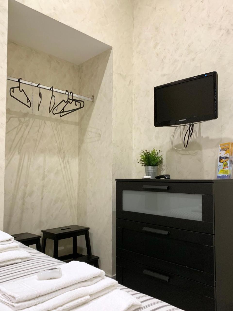 Bed No Breakfast Ak Otel Napoli Dış mekan fotoğraf
